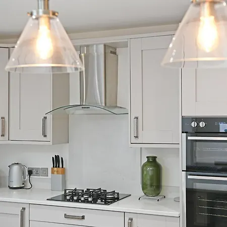 The - Stylish Sleeps 6 With Parking * York